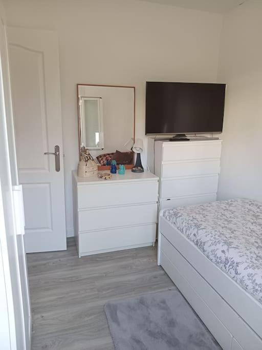 Preciosa Casa Bi-Familiar Al Lado De Donosti. Lejlighed Irun Eksteriør billede