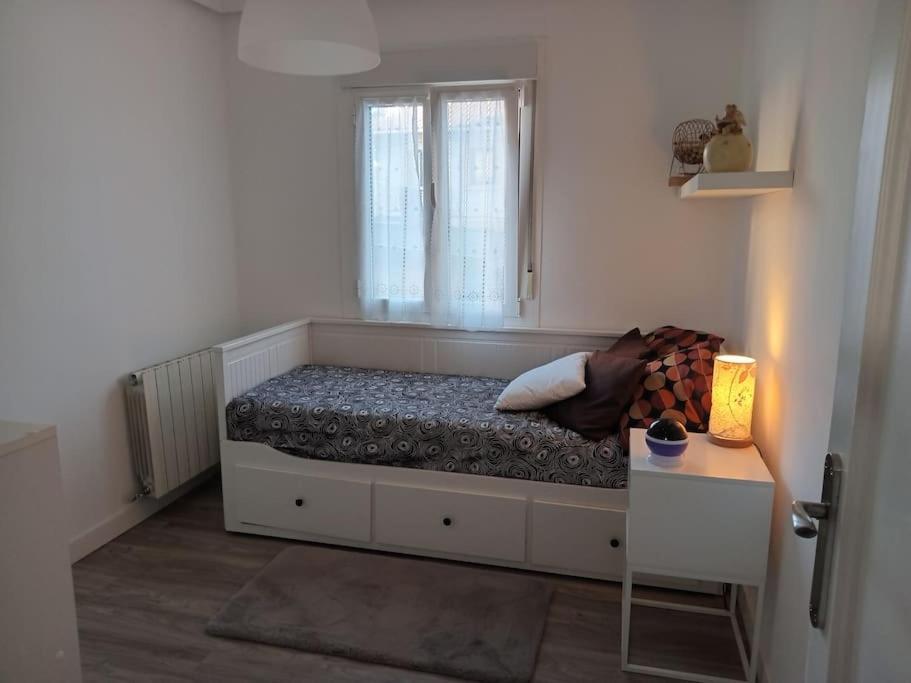Preciosa Casa Bi-Familiar Al Lado De Donosti. Lejlighed Irun Eksteriør billede