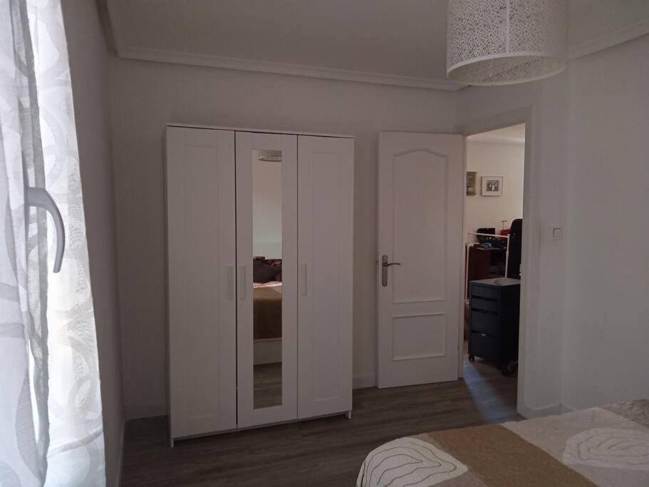 Preciosa Casa Bi-Familiar Al Lado De Donosti. Lejlighed Irun Eksteriør billede