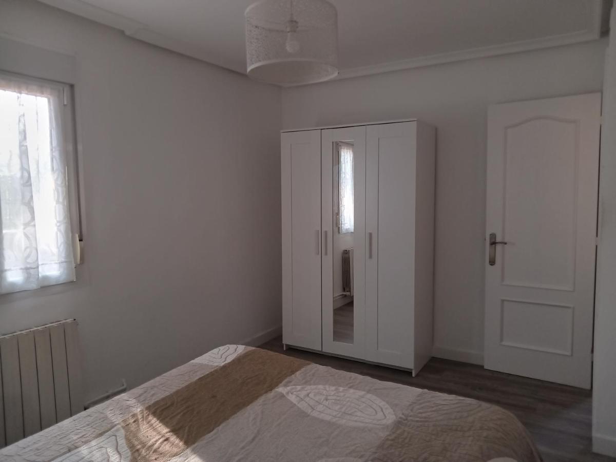Preciosa Casa Bi-Familiar Al Lado De Donosti. Lejlighed Irun Eksteriør billede